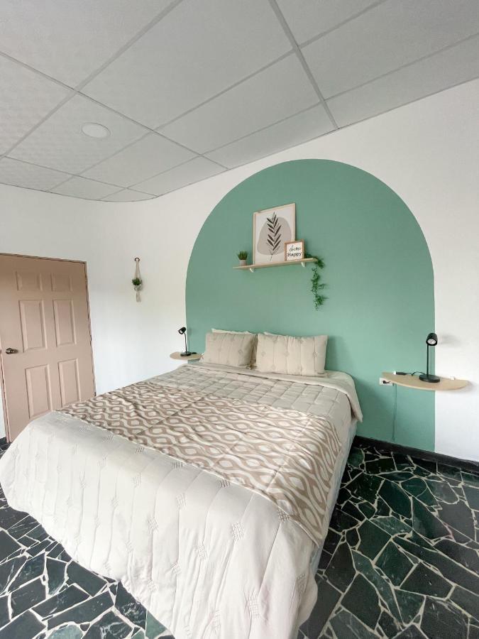 Casa Serena B&B Santa Tecla Екстер'єр фото