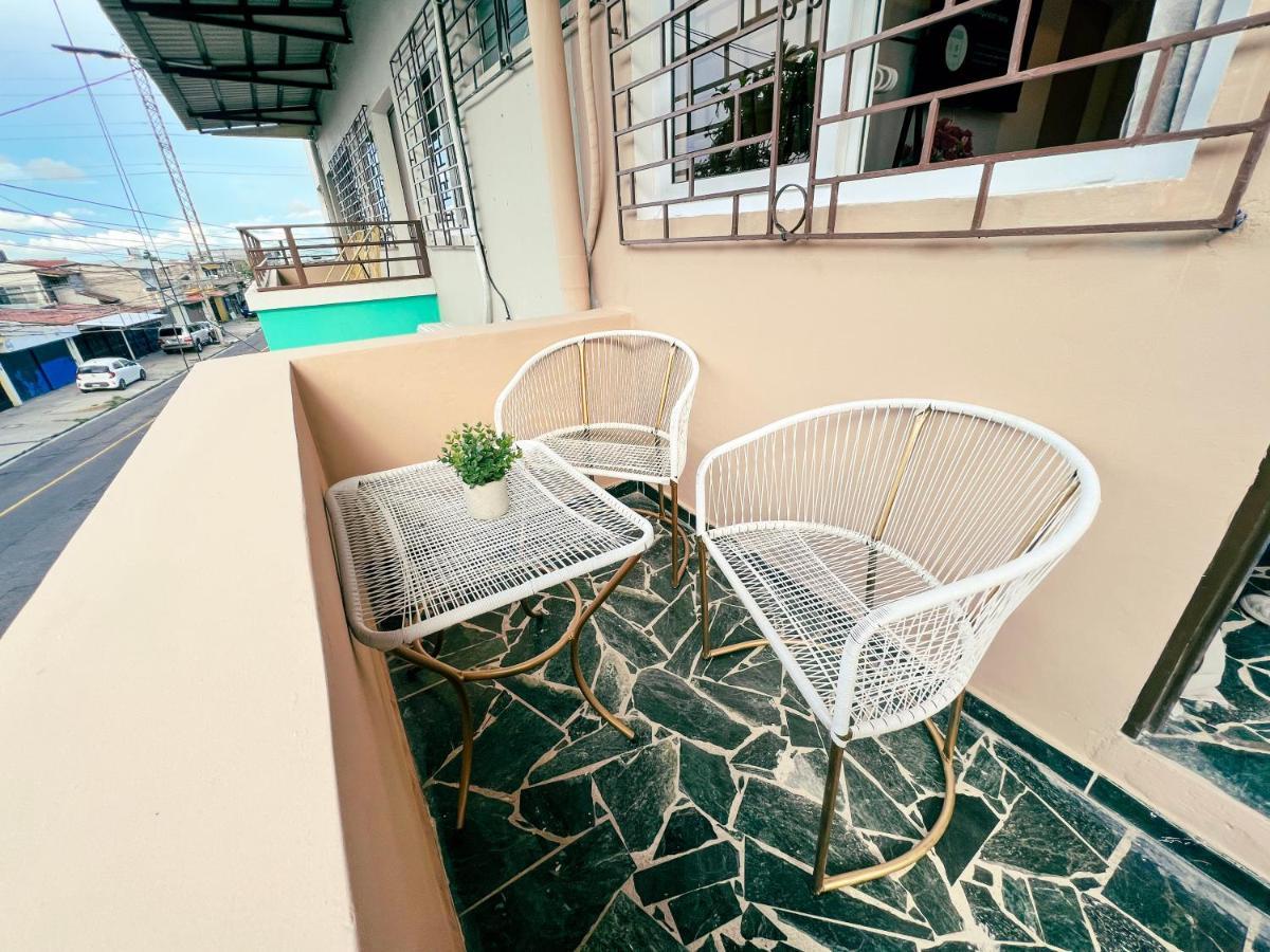 Casa Serena B&B Santa Tecla Екстер'єр фото