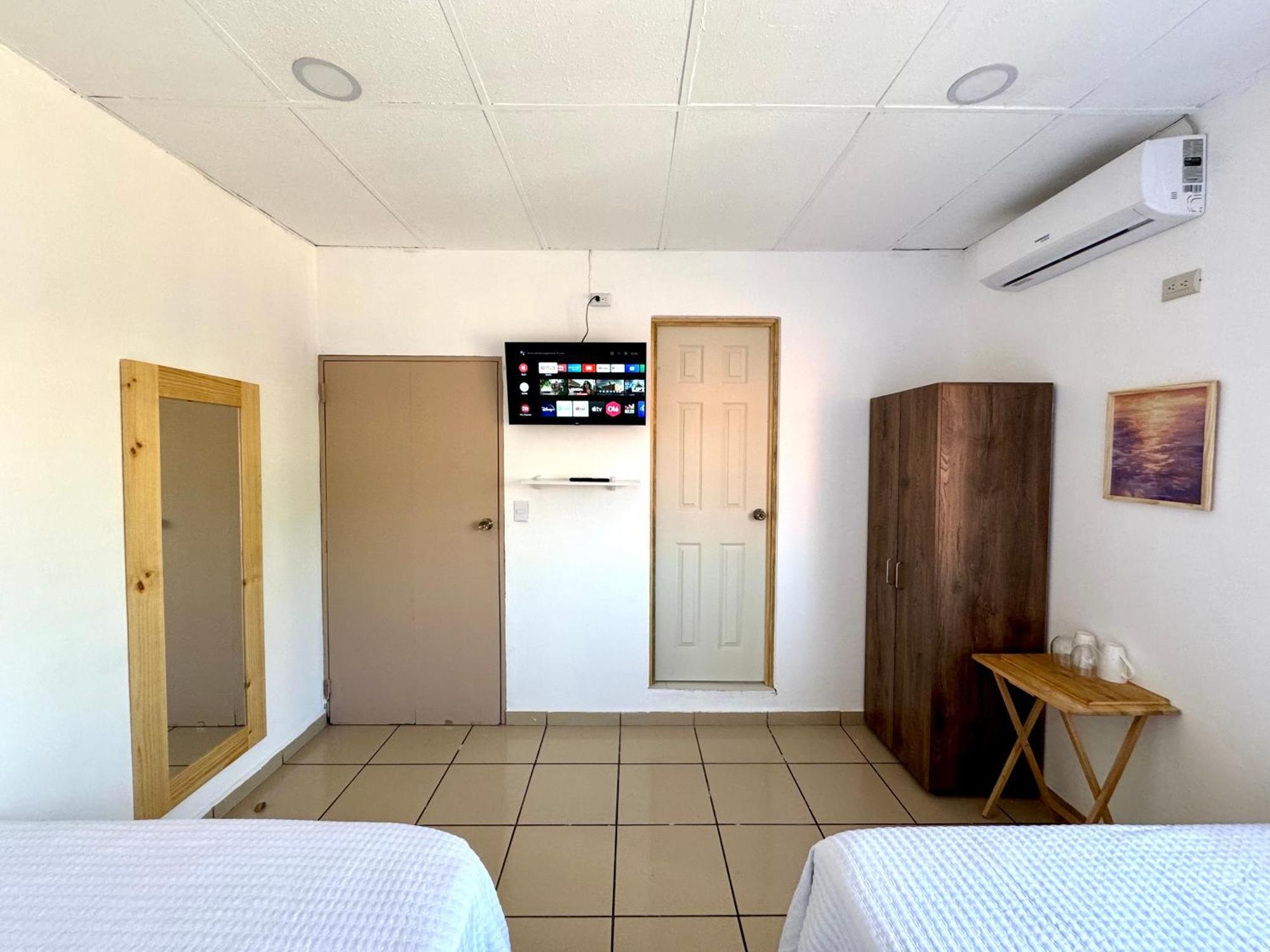 Casa Serena B&B Santa Tecla Екстер'єр фото